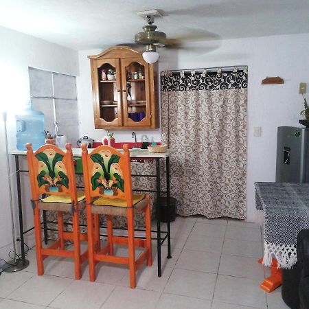 ¡Confortable Y Privado! - Ubicado En Av. Principal グアダラハラ エクステリア 写真