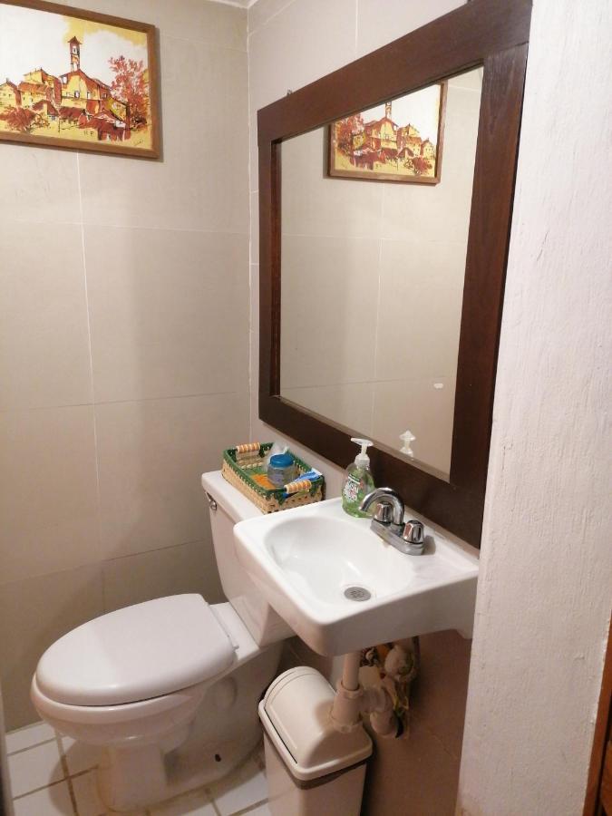 ¡Confortable Y Privado! - Ubicado En Av. Principal グアダラハラ エクステリア 写真