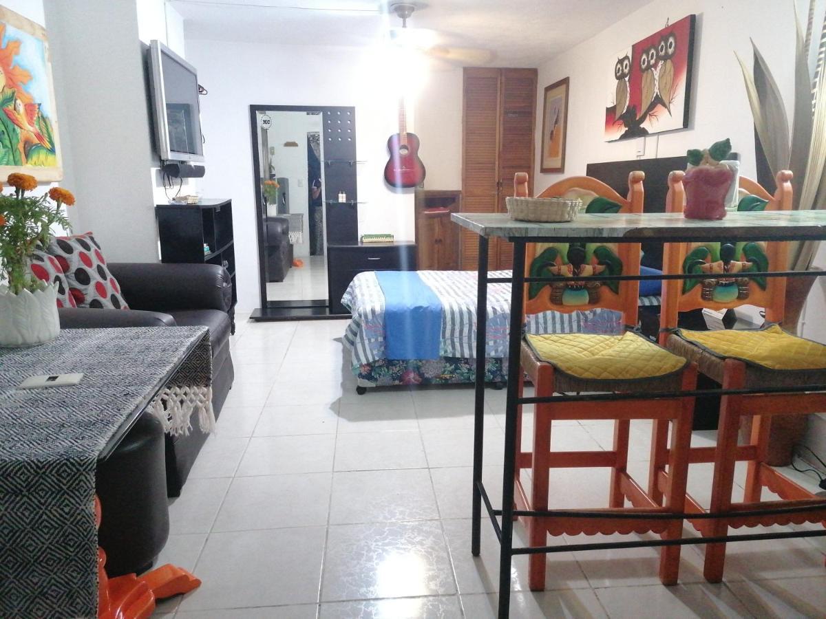 ¡Confortable Y Privado! - Ubicado En Av. Principal グアダラハラ エクステリア 写真
