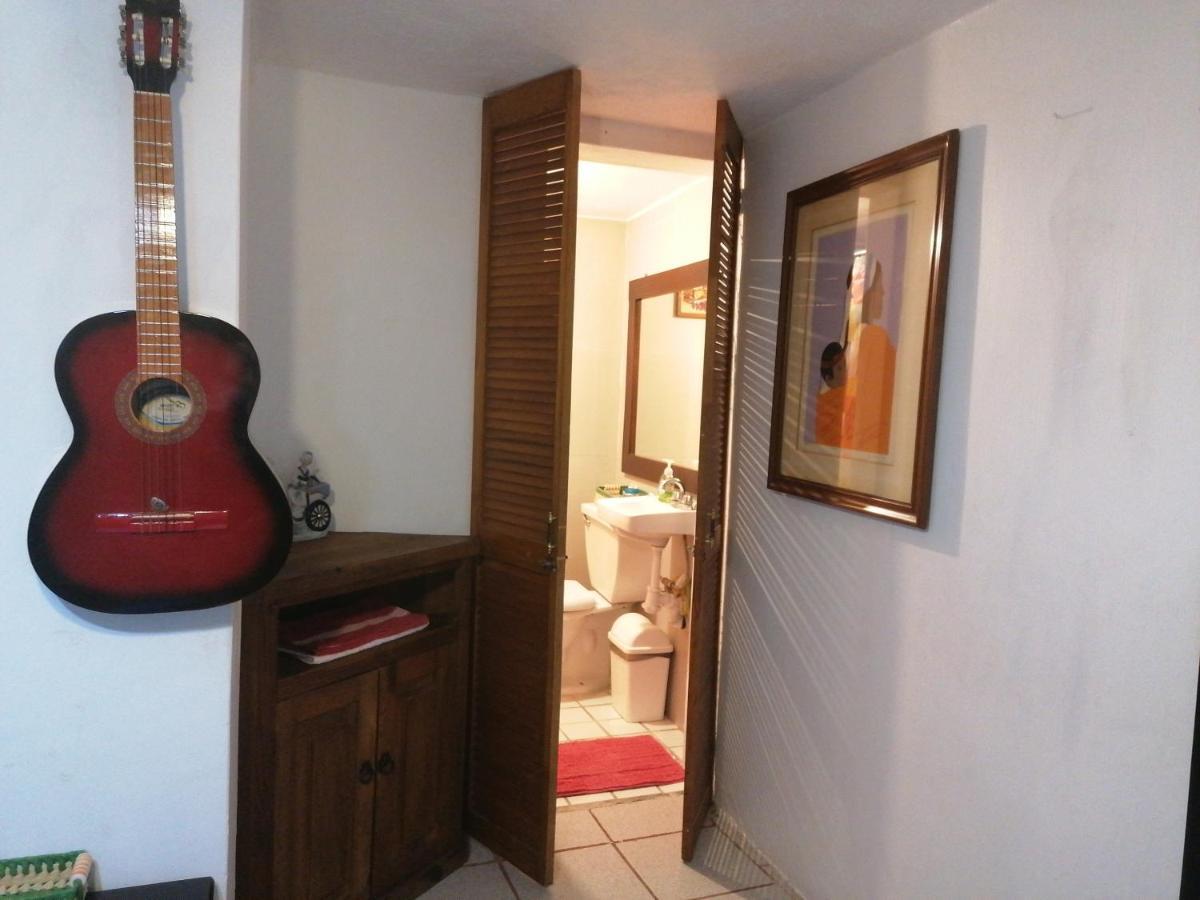 ¡Confortable Y Privado! - Ubicado En Av. Principal グアダラハラ エクステリア 写真